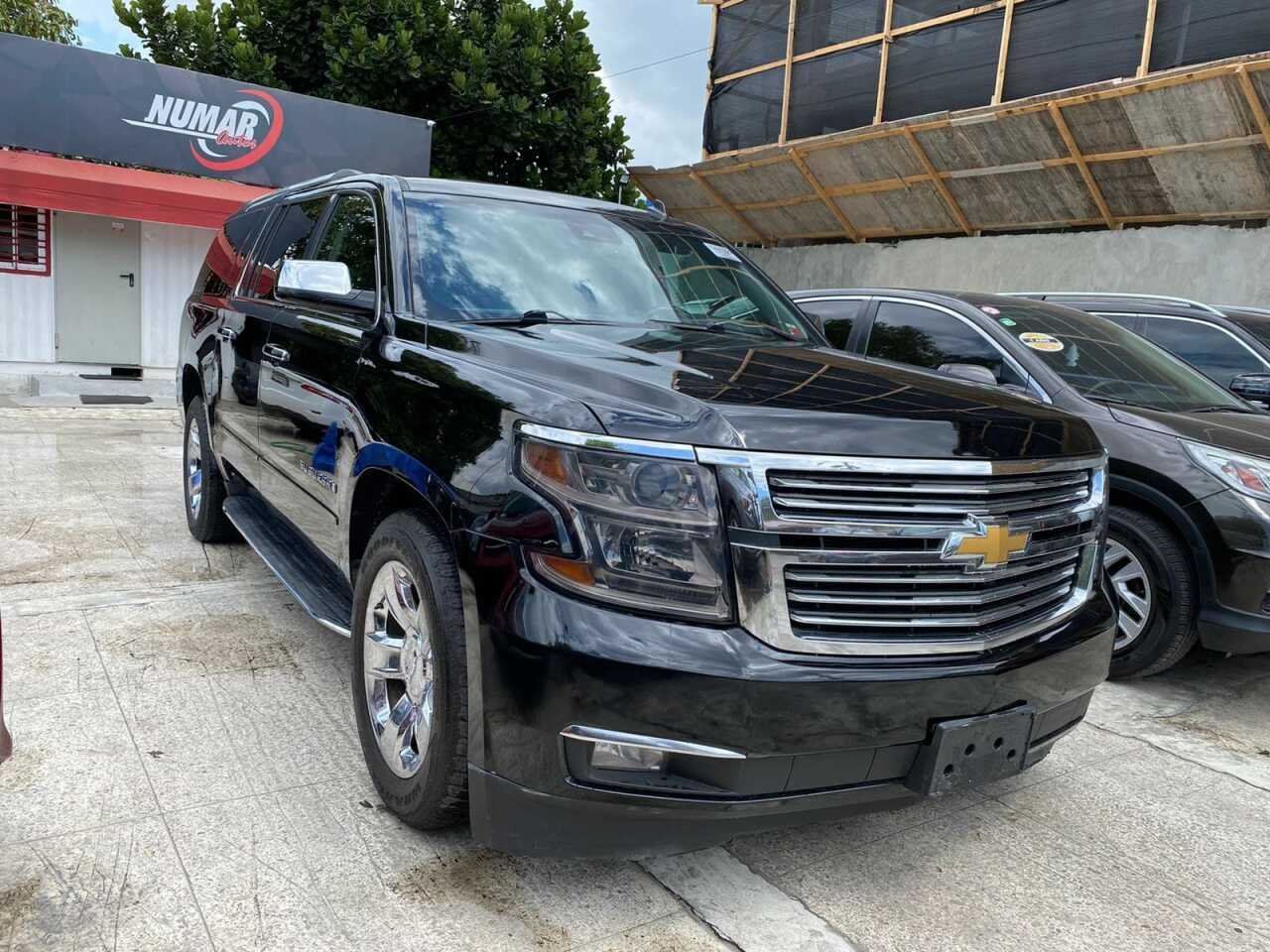 CHEVROLET SUBURBAN LTZ O SIMILAR