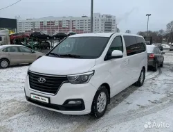 HYUNDAI H1 O SIMILAR